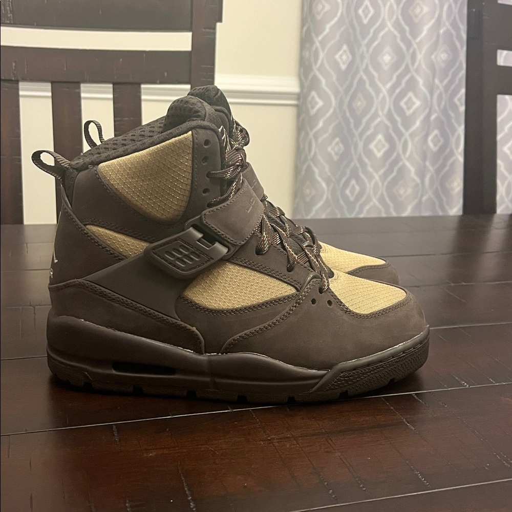 Nike Jordan Flight 45 TRK GS Shoes Sneakers Boots 467929 204 Youth Boys Girl 4.5 - Picture 3 of 16